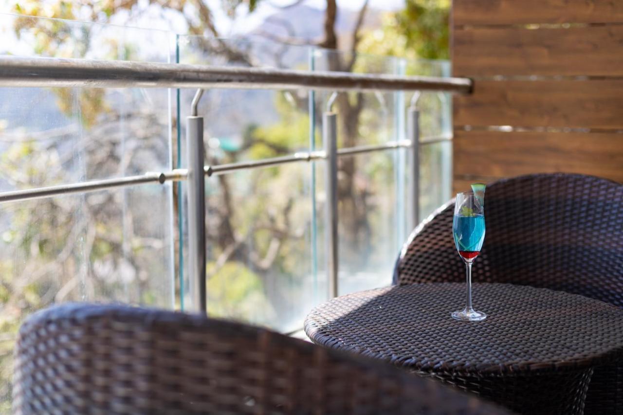 Accord Hotel Mussoorie Buitenkant foto