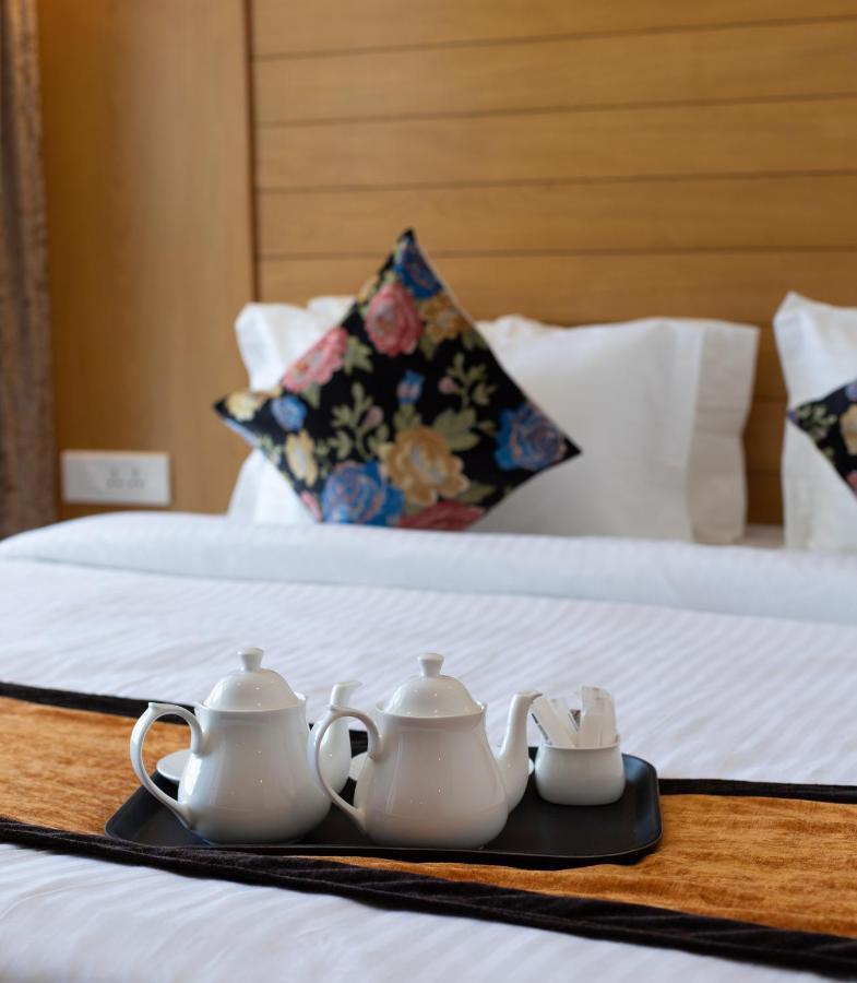 Accord Hotel Mussoorie Buitenkant foto